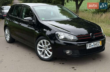 Хэтчбек Volkswagen Golf 2010 в Ровно