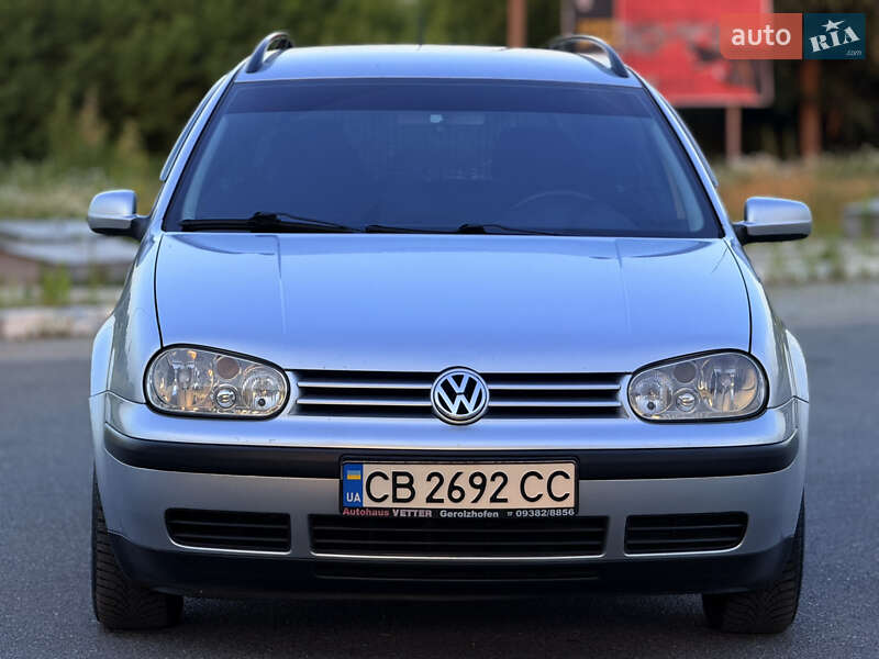 Універсал Volkswagen Golf 2001 в Мені