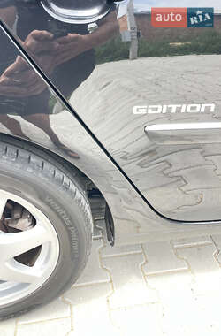 Хетчбек Volkswagen Golf 2008 в 