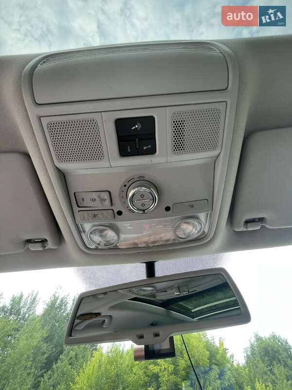 Універсал Volkswagen Golf 2009 в Харкові