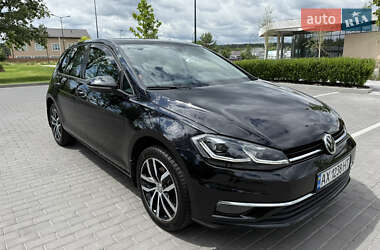 Хэтчбек Volkswagen Golf 2019 в Ирпене