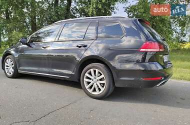 Универсал Volkswagen Golf 2017 в 