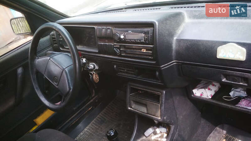 Хэтчбек Volkswagen Golf 1990 в Житомире
