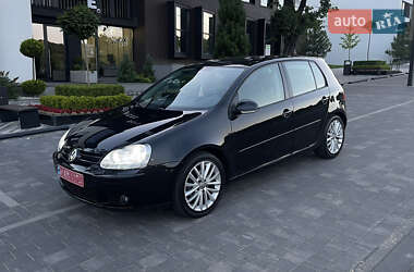 Хетчбек Volkswagen Golf 2008 в Ужгороді