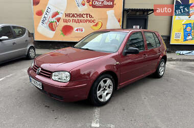 Хетчбек Volkswagen Golf 1998 в Рівному
