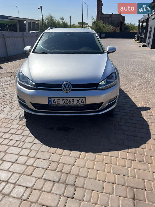 Универсал Volkswagen Golf 2014 в Кривом Роге