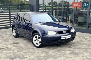 Хэтчбек Volkswagen Golf 1998 в Ровно
