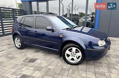 Хетчбек Volkswagen Golf 1998 в 
