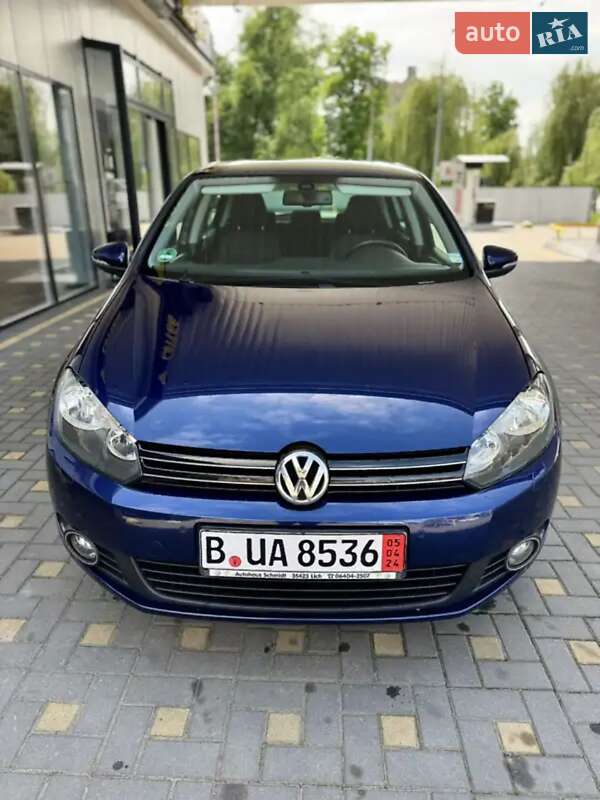 Хетчбек Volkswagen Golf 2010 в Тернополі