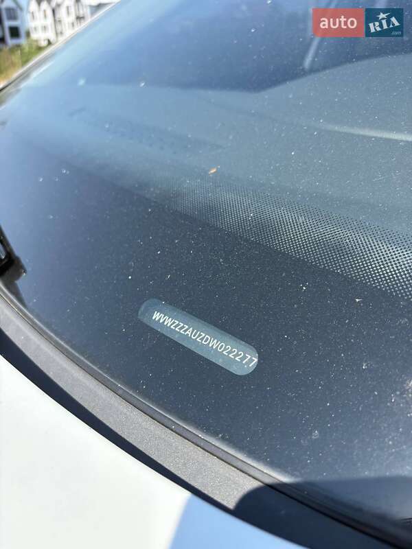Хетчбек Volkswagen Golf 2012 в Гостомелі