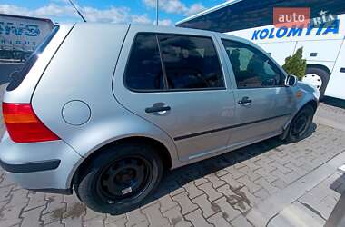 Хэтчбек Volkswagen Golf 1999 в  фото 6 Хэтчбек Volkswagen Golf 1999 в