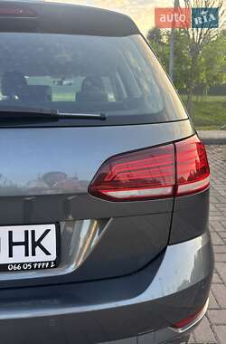Универсал Volkswagen Golf 2018 в 