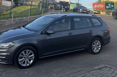 Универсал Volkswagen Golf 2018 в 