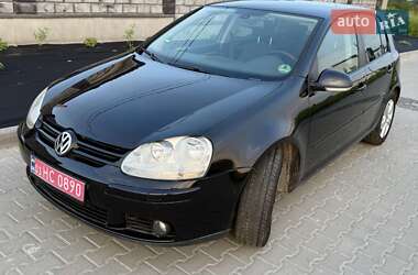 Хэтчбек Volkswagen Golf 2008 в Чернигове
