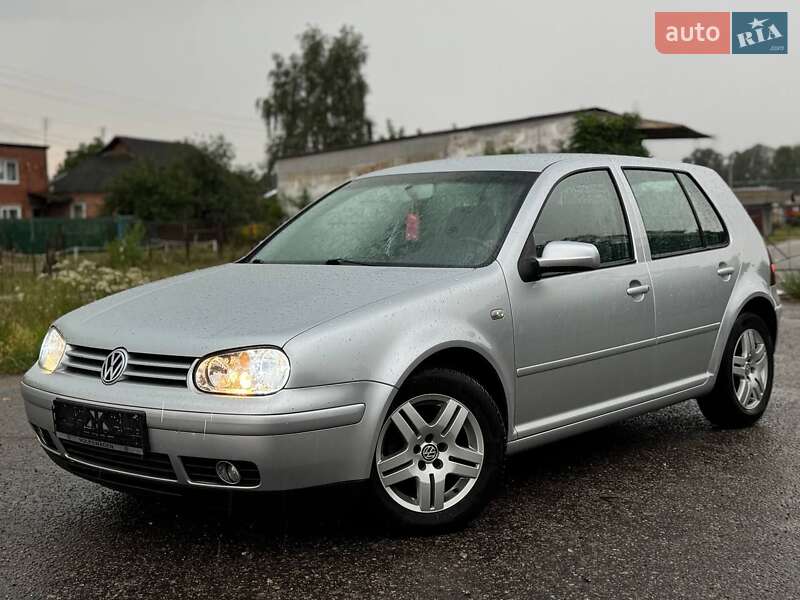 Volkswagen Golf 2002