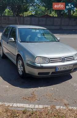 Хетчбек Volkswagen Golf 2003 в Києві
