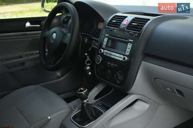 Універсал Volkswagen Golf 2008 в Бердичеві