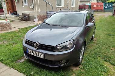 Універсал Volkswagen Golf 2010 в Івано-Франківську