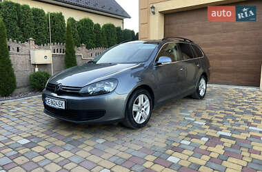 Универсал Volkswagen Golf 2010 в Черновцах