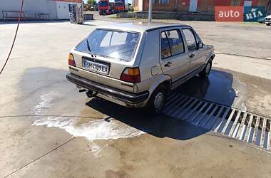 Хэтчбек Volkswagen Golf 1986 в 