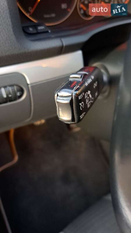 Хэтчбек Volkswagen Golf 2008 в Мукачево