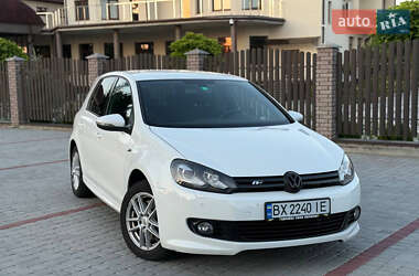 Хетчбек Volkswagen Golf 2010 в Старокостянтинові