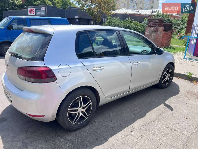 Хэтчбек Volkswagen Golf 2009 в Харькове