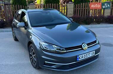 Хэтчбек Volkswagen Golf 2018 в Днепре