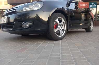 Універсал Volkswagen Golf 2009 в 
