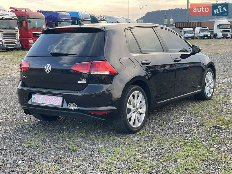 Хэтчбек Volkswagen Golf 2016 в Хусте