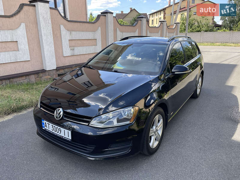 Универсал Volkswagen Golf 2015 в Киеве