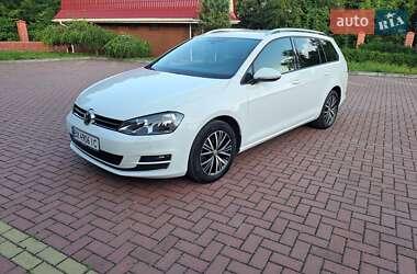 Універсал Volkswagen Golf 2016 в Хмельницькому