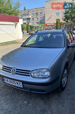 Универсал Volkswagen Golf 2005 в Городище