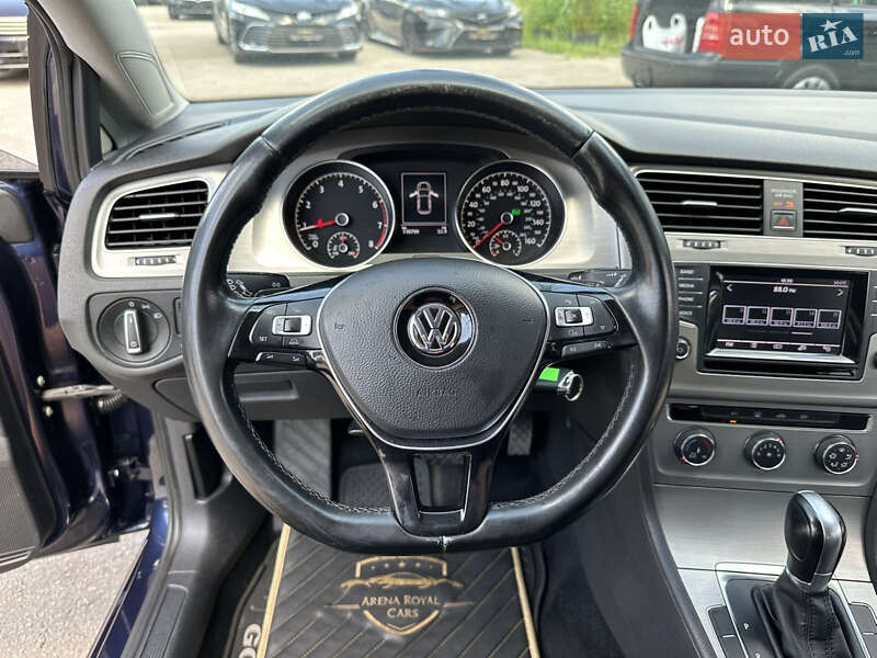 Хэтчбек Volkswagen Golf 2014 в Харькове