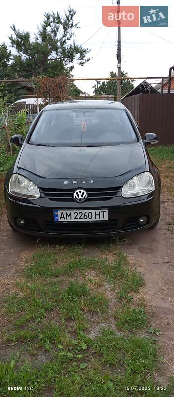 Хетчбек Volkswagen Golf 2006 в Коростені