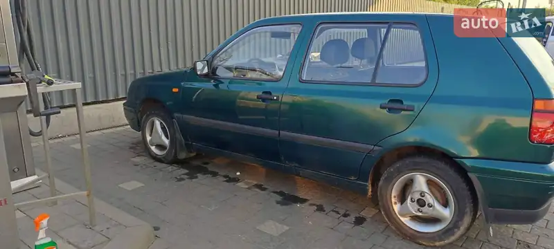Volkswagen Golf 1996