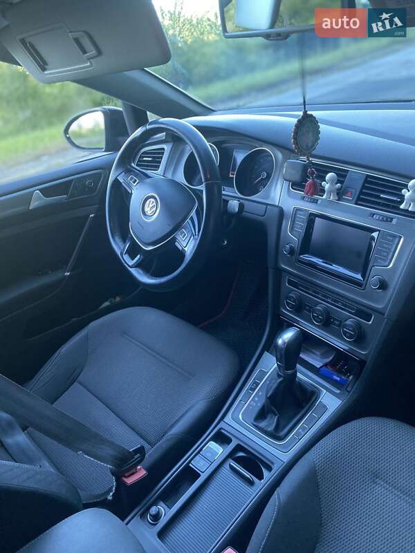 Хетчбек Volkswagen Golf 2013 в Мукачевому