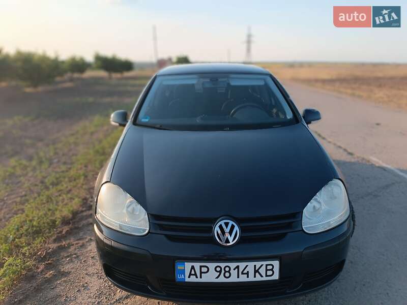 Хэтчбек Volkswagen Golf 2005 в Никополе фото 3 Хэтчбек Volkswagen Golf 2005 в Никополе