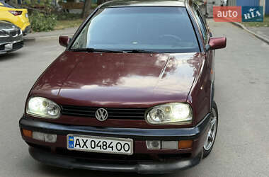 Хэтчбек Volkswagen Golf 1991 в Харькове