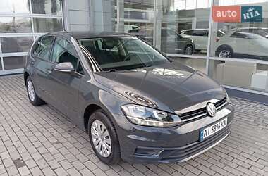 Хетчбек Volkswagen Golf 2020 в Києві