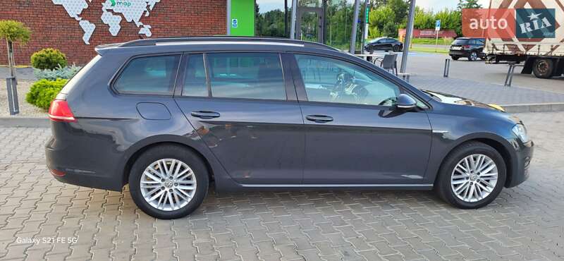 Універсал Volkswagen Golf 2014 в Луцьку