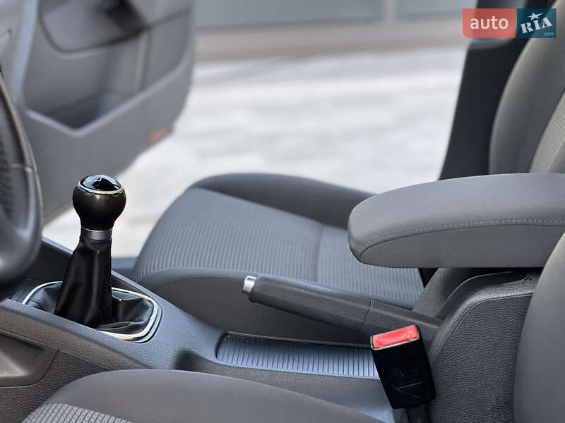 Универсал Volkswagen Golf 2008 в Тернополе