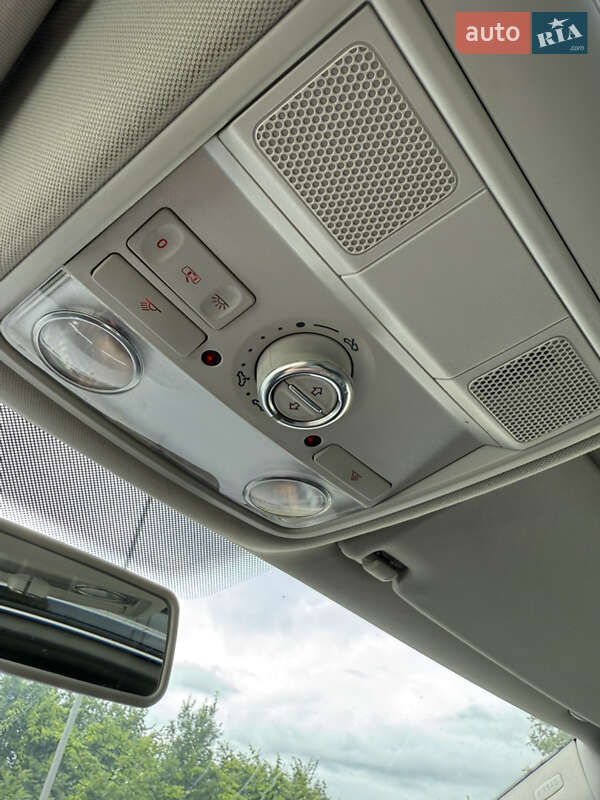 Универсал Volkswagen Golf 2010 в Красилове