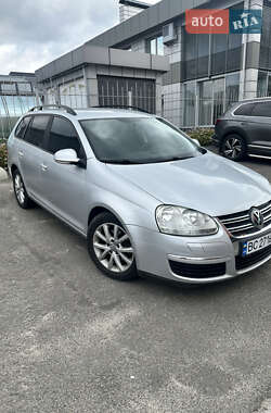 Универсал Volkswagen Golf 2007 в Киеве