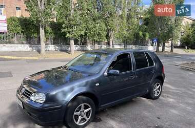 Хетчбек Volkswagen Golf 2003 в Миколаєві