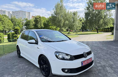 Хэтчбек Volkswagen Golf 2010 в Хмельницком