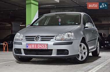 Хэтчбек Volkswagen Golf 2006 в Львове