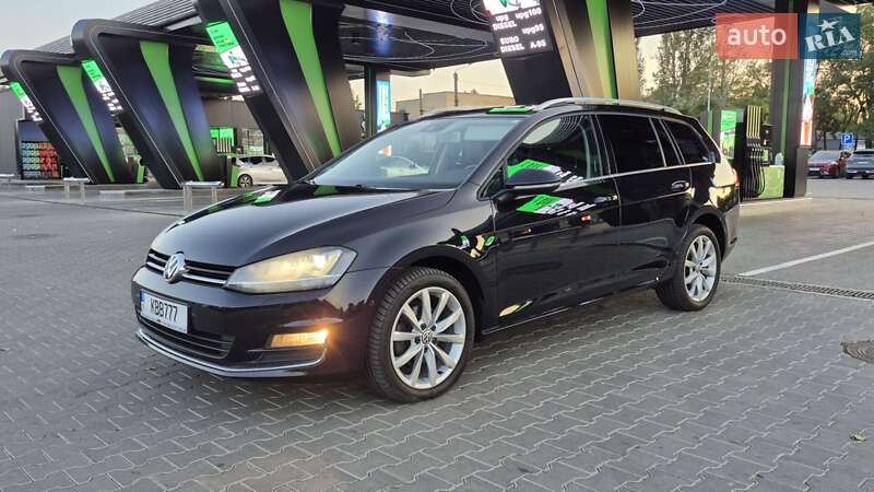 Універсал Volkswagen Golf 2015 в Одесі