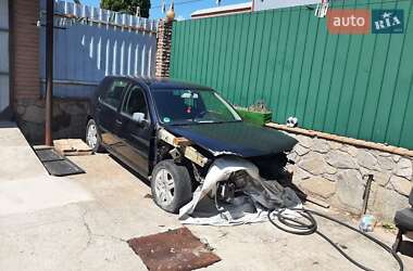 Хэтчбек Volkswagen Golf 2002 в Запорожье