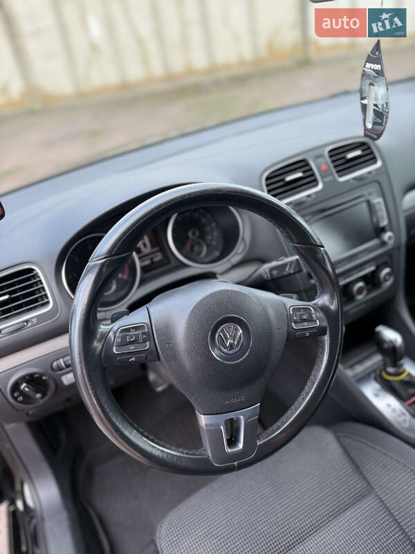Хетчбек Volkswagen Golf 2013 в Києві